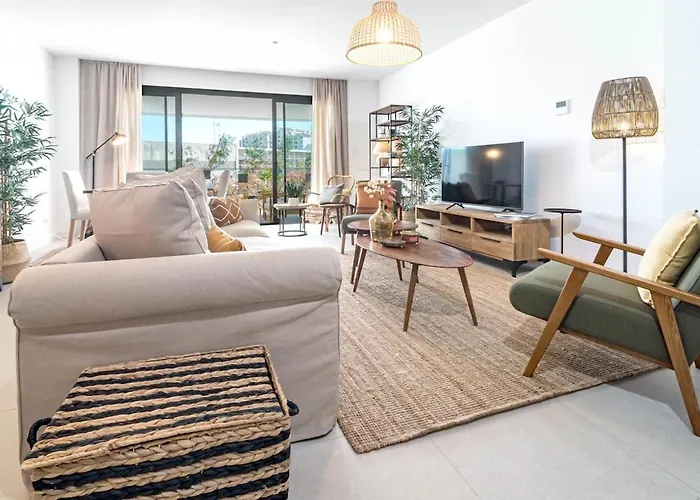 Lme4.bb Sb4.bb- Apotel Mesas By Roomservices * Estepona