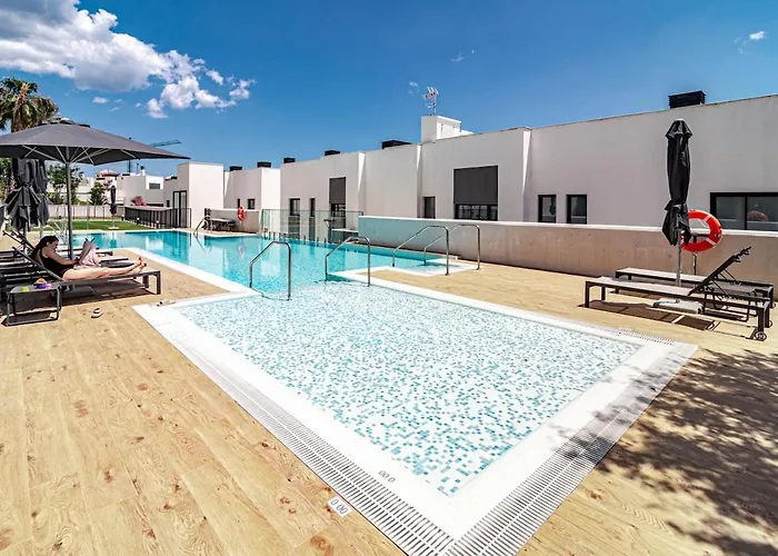 Lme4.bb Sb4.bb- Apotel Mesas By Roomservices Estepona