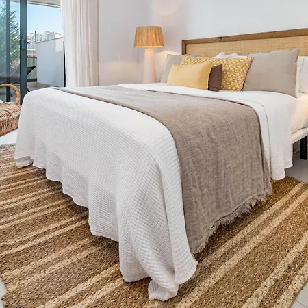 Sb4bb - Apotel Mesas By Roomservices Estepona