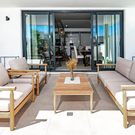 Lme4bb Sb4bb- Apotel Mesas By Roomservices Lägenhet Estepona