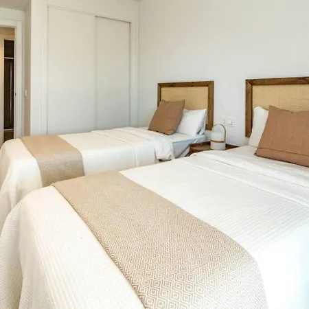 Apartment Lme4.bb Sb4.bb- Apotel Mesas By Roomservices