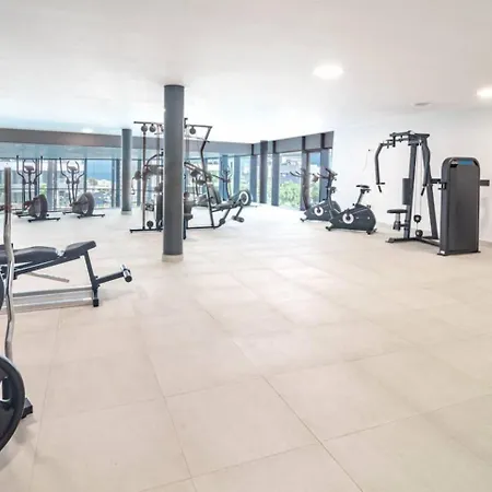 Lme4.bb Sb4.bb- Apotel Mesas By Roomservices Apartment